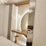 爱上科莫湖公寓 * 贝拉诺