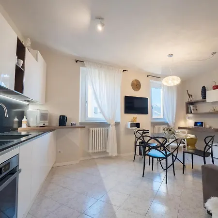 Διαμέρισμα Fall In With