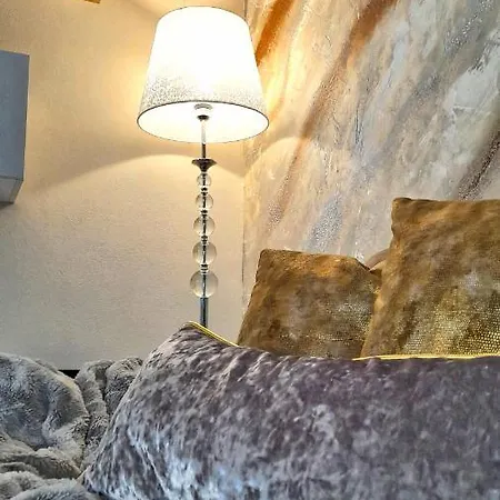 Fall In With Apartment Bellano