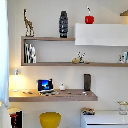 Fall In With * Bellano